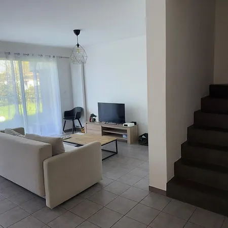 Villa Jolie Maison Entiere Avec 3 Centre Saint-André-de-Cubzac